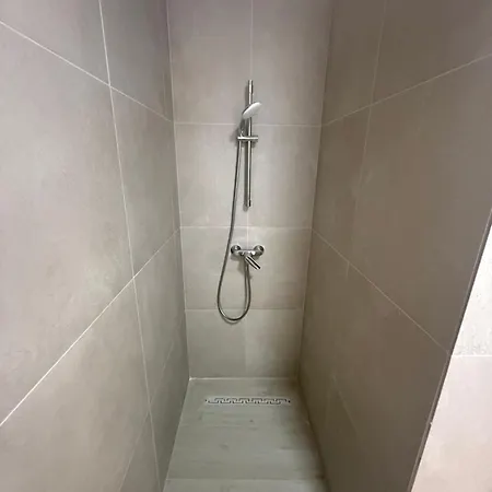 Meraki Pool Mamaia Nord * Năvodari