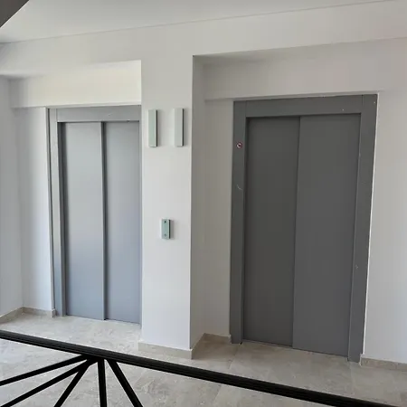 Meraki Pool Mamaia Nord דירה