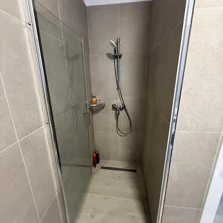 Meraki Pool Mamaia Nord דירה