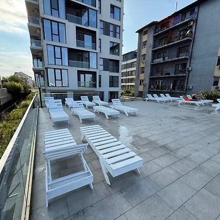 Daire Meraki Pool Mamaia Nord Navodari